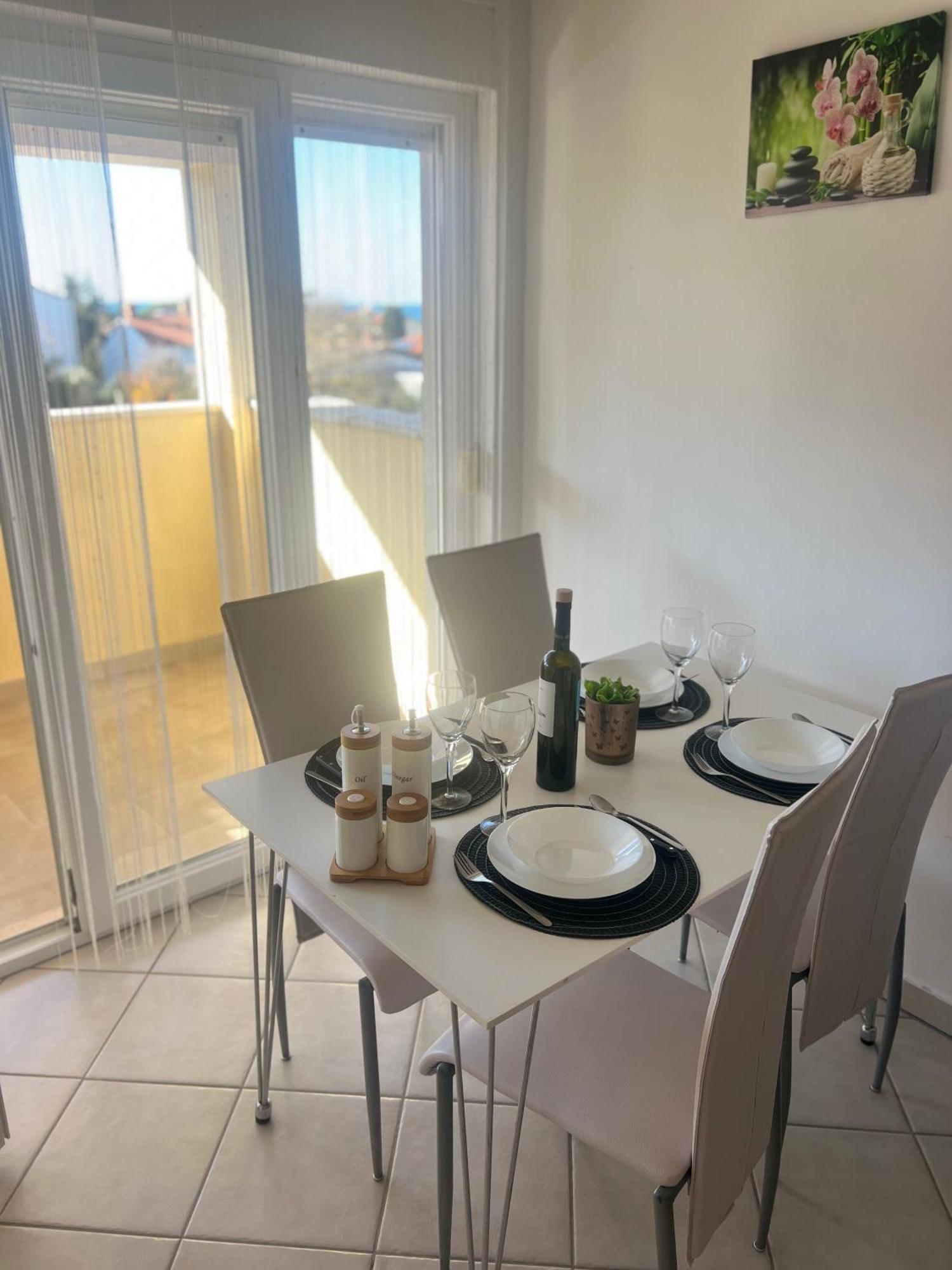 Apartman Sun&Moon Zambratija  Bagian luar foto