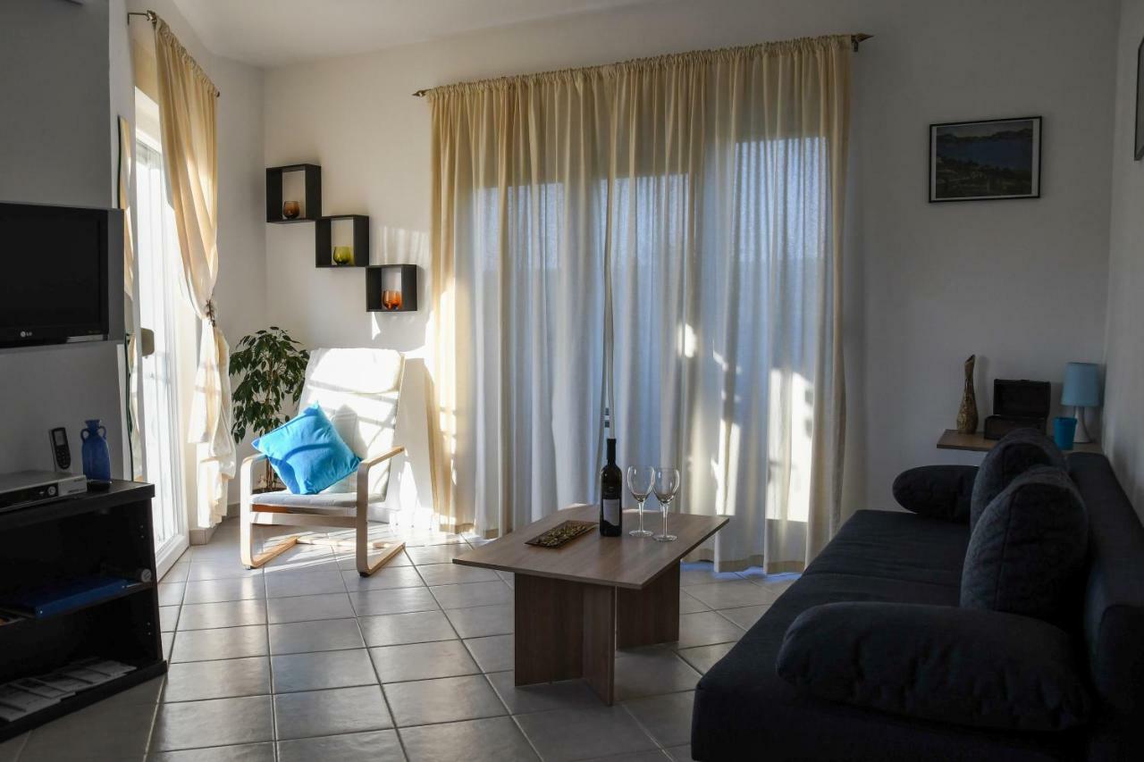 Apartman Sun&Moon Zambratija  Bagian luar foto